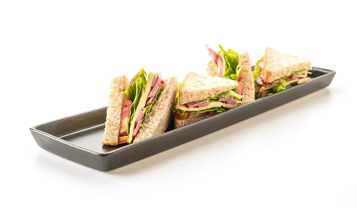 مینی ساندویچ های نامی‌نو