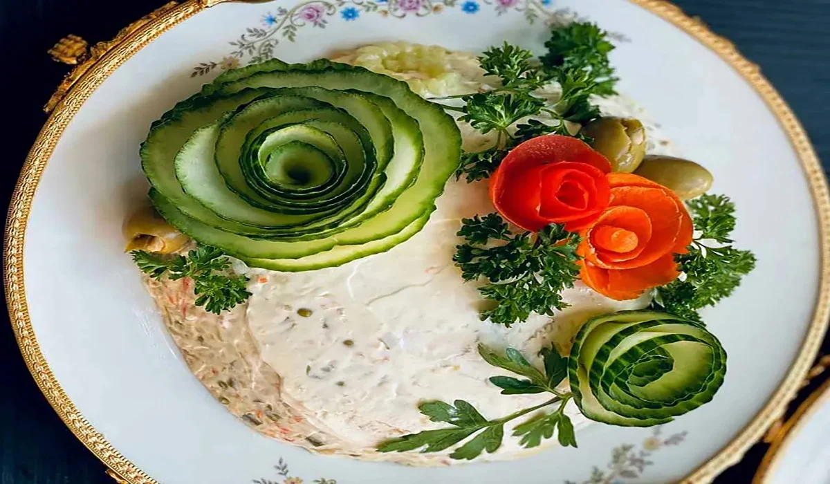 ایده‌های خلاقانه برای تزیین کیک الویه